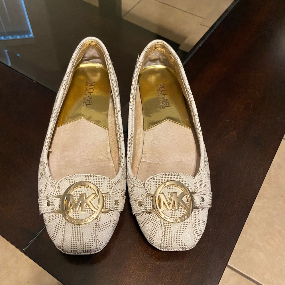 Michael Kors Shoes Size 7 M